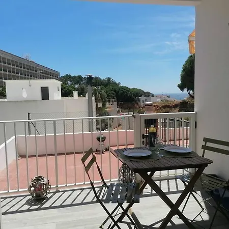 Emca Albufeira * 奥霍斯德古阿