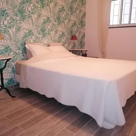 Emca Albufeira 아파트